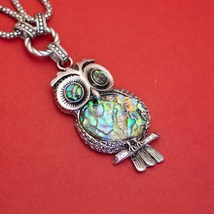 20 inch, Vintage Rainbow Owl Silver Tone Necklace - F42